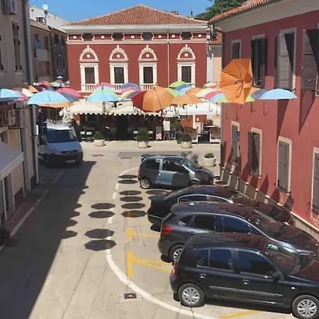 Casa Manzoni Old Town-novigrad 20 M From The Sea Apartment *