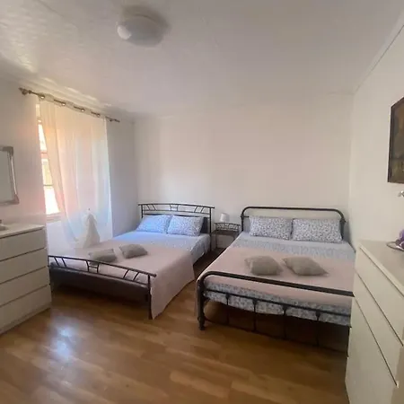 Casa Manzoni Old Town-novigrad 20 M From The Sea * Novigrad (Istria)